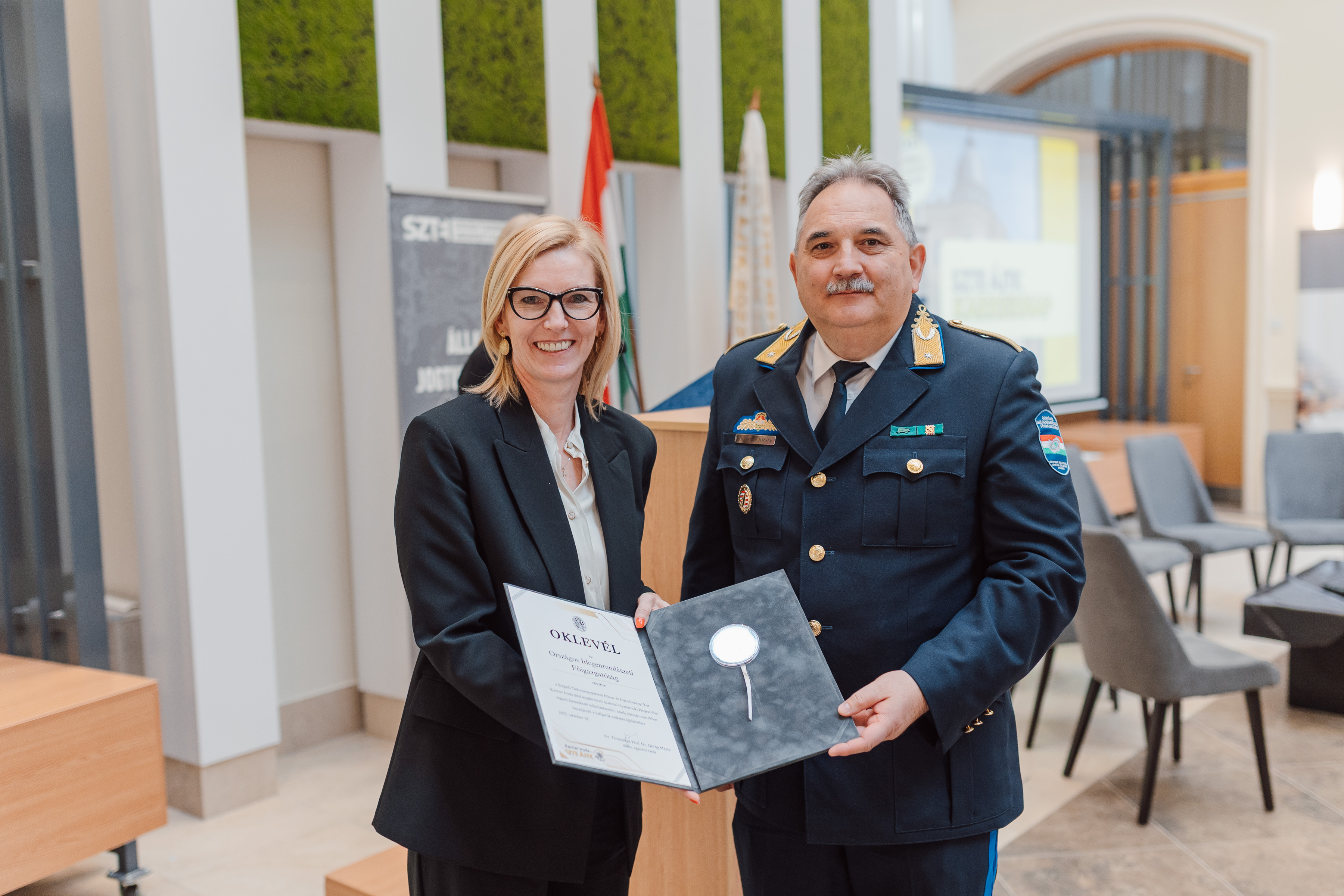 Szakmai oklevél az együttműködés jegyében